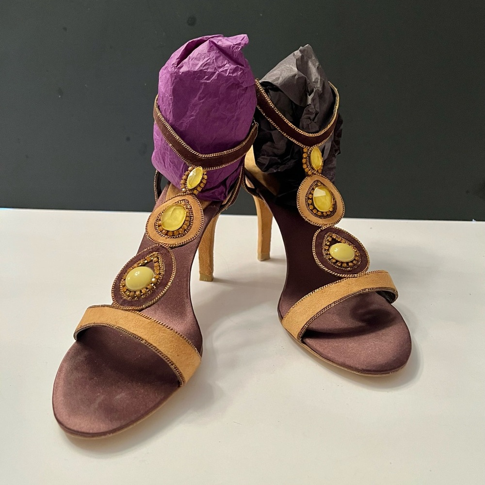 Women’s NINE WEST Satin Suede Brown Gold High Heel Sandals 5.5 Box Bag